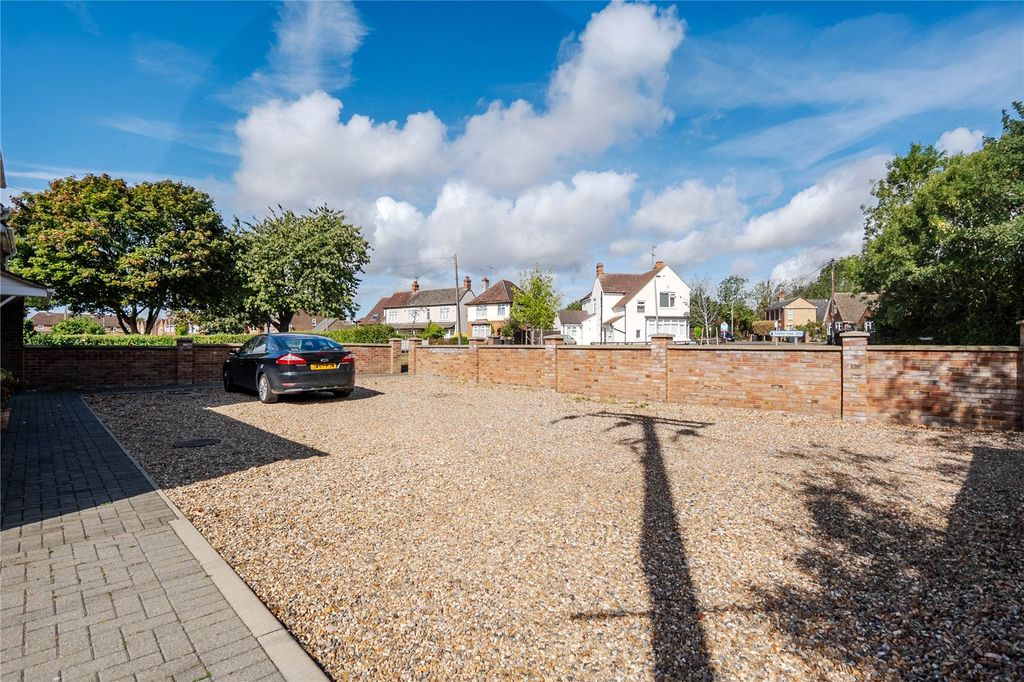 Property photo 3 of 17 Picture No. 15