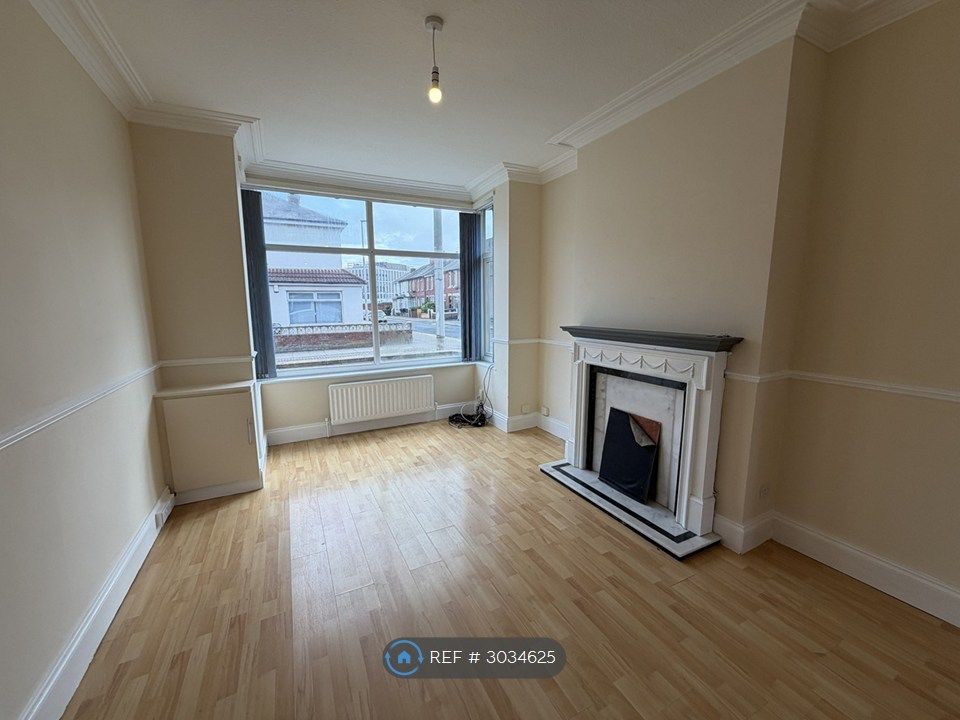 Property photo 3 of 13