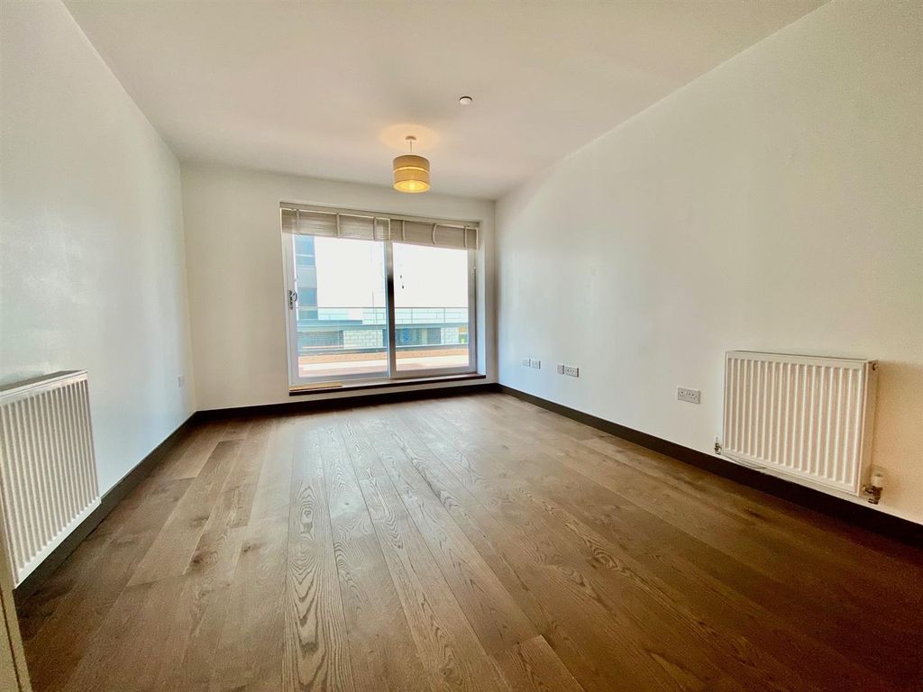Additional image 8 of 2 bed flat for saleEast Station Road, Fletton Quays, Peterborough PE2