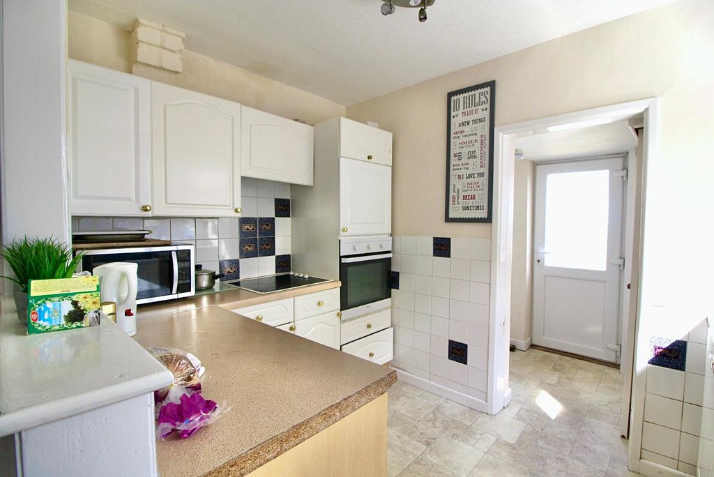 Property photo 3 of 5 53d8d732-Eeaa-4140-Be17-6314602A96Ab