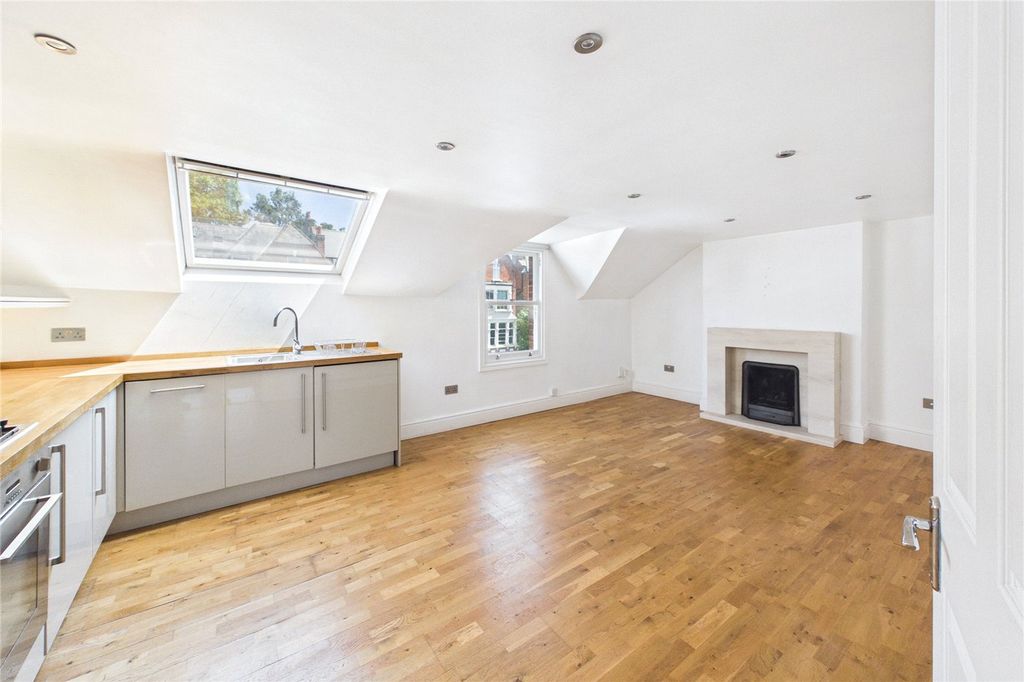 Property photo 2 of 11 Picture No. 02