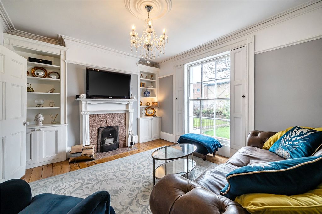 Property photo 3 of 21 Picture No. 29