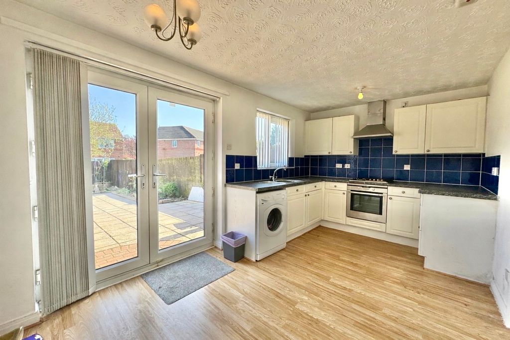 Property photo 3 of 9 Photo #3