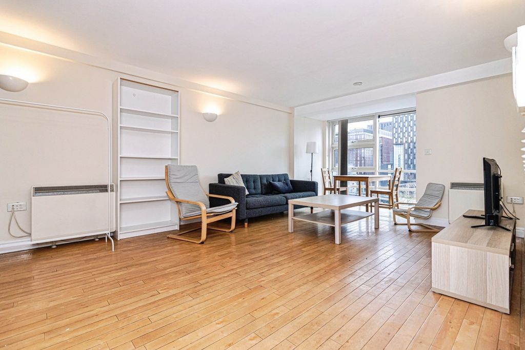 Property photo 2 of 9 Picture No. 04