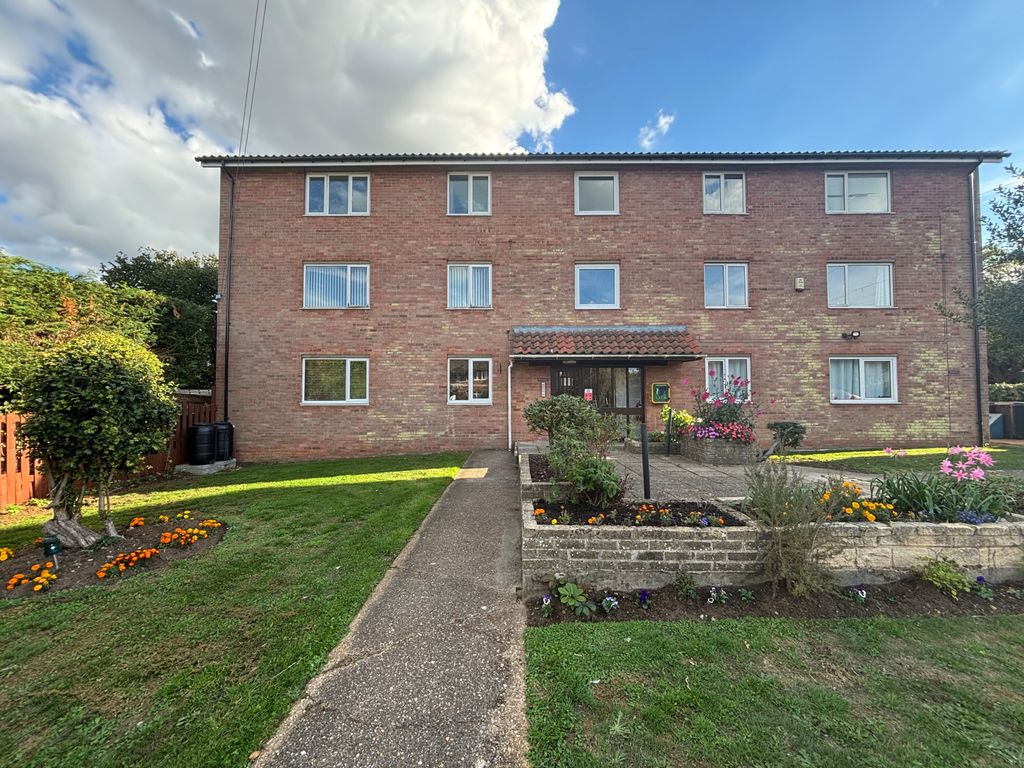 Property photo 1 of 7