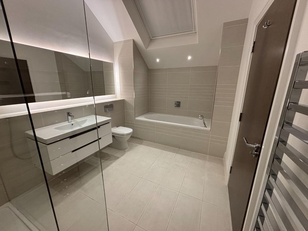 Additional image 21 of 5 bed detached house for saleHayescroft Gardens, Manchester M20