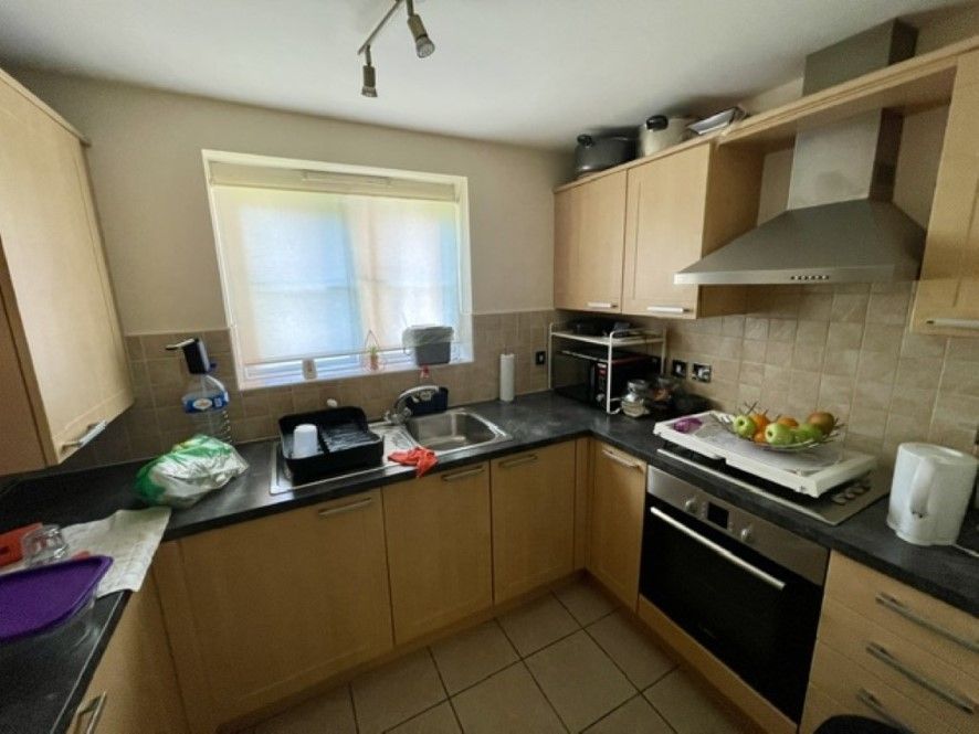 Property photo 3 of 6