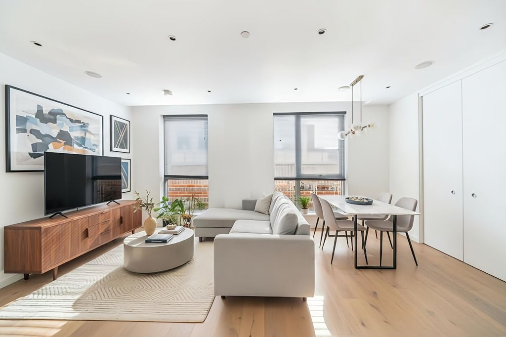 Property photo 1 of 13 Picture No. 21