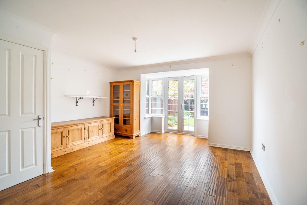 Property photo 2 of 12 Mw-1.Jpg