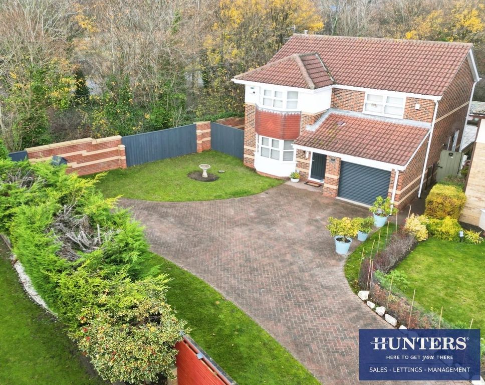 Property photo 1 of 20 External