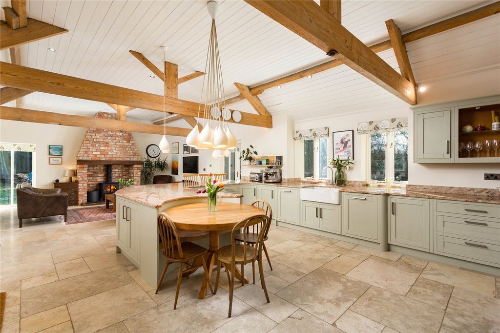 Property photo 2 of 22 Kitchen