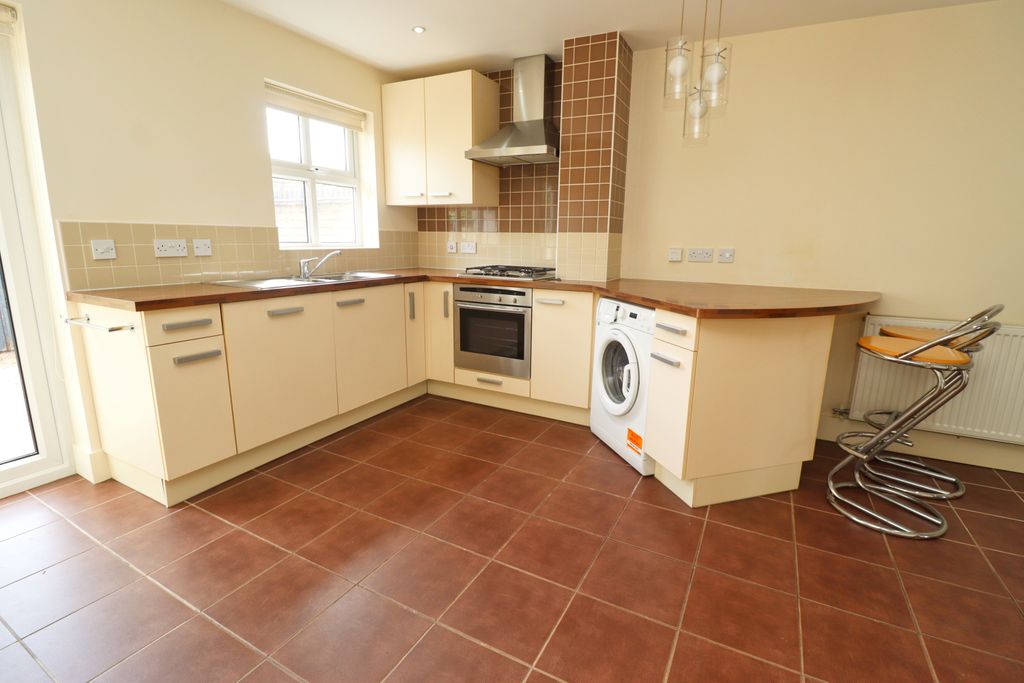 Property photo 2 of 11 Img_8799 (1)