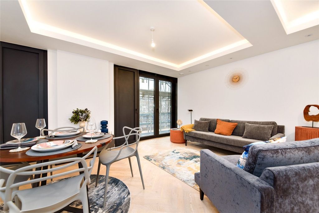 Property photo 3 of 8 Picture No. 04