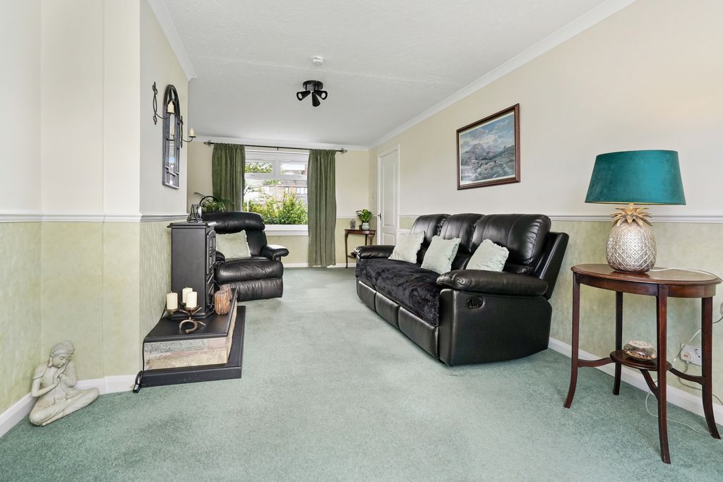 Property photo 3 of 14 Property Image 3