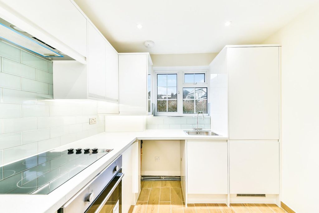 Property photo 3 of 12 7326A9A1-8111-4F79-B174-24E2B090Ef4d.Jpg