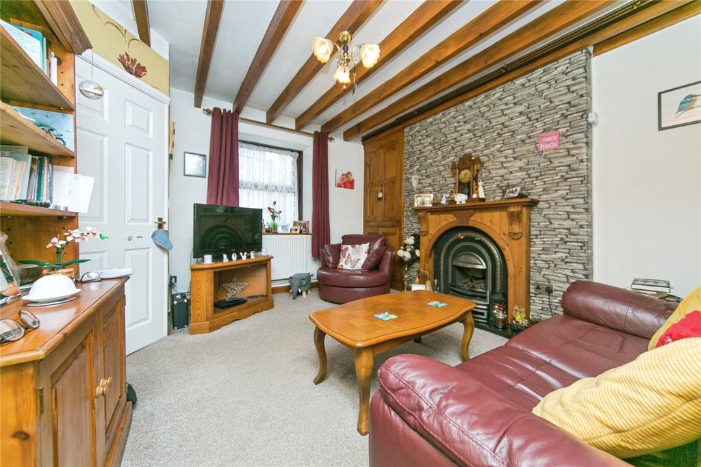 Property photo 2 of 18 Picture No. 02