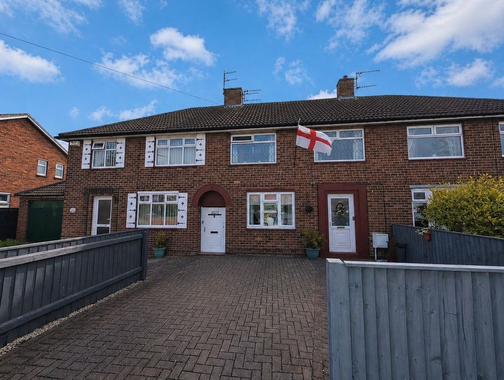 Property photo 1 of 14 Front