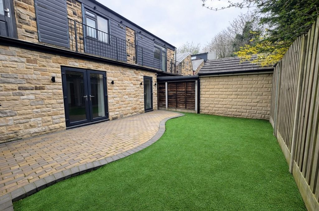 Property photo 1 of 8 Image