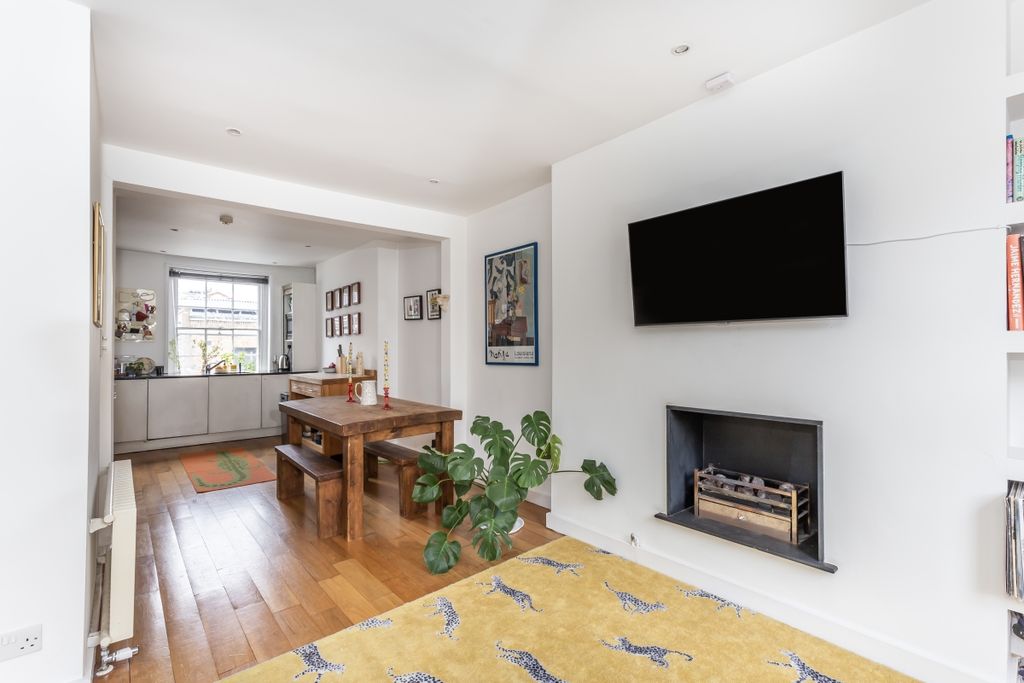 Property photo 2 of 12 Reception