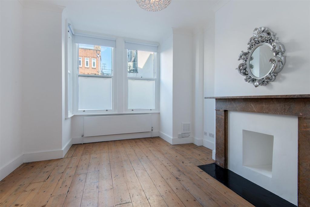 Property photo 3 of 15 32441_Hi-Res(2).Jpg