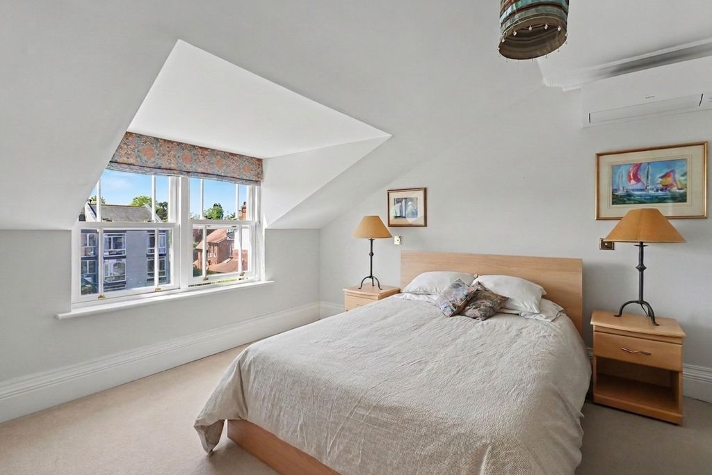 Additional image 20 of 5 bed semi-detached house for salePalace Road, East Molesey KT8