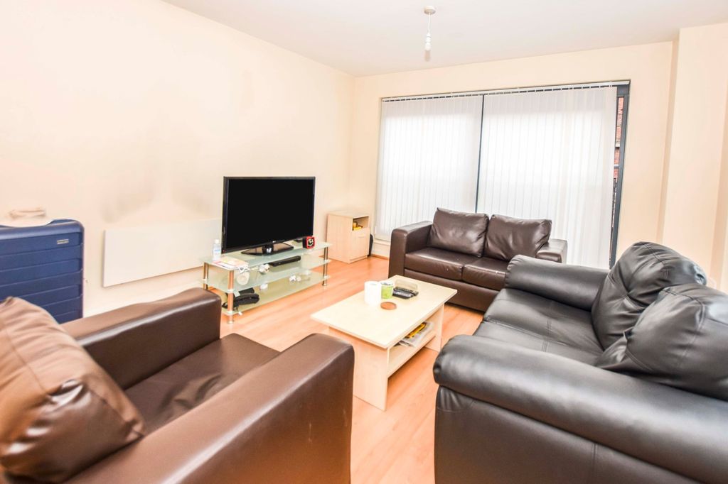 Property photo 3 of 15 Picture No. 28