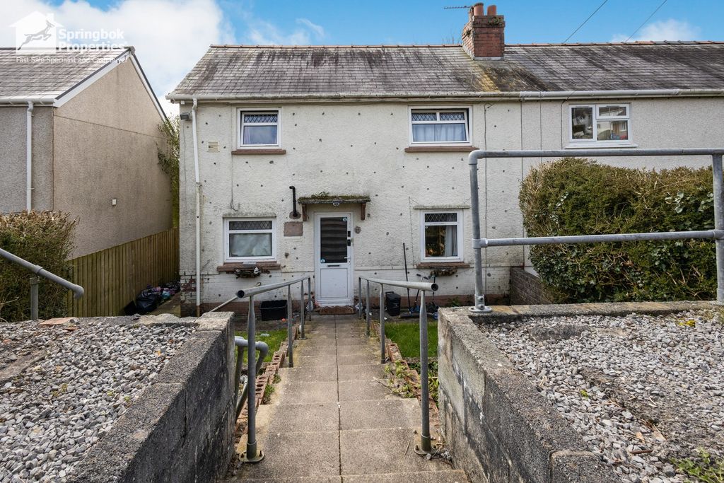 Property photo 1 of 15 Front View