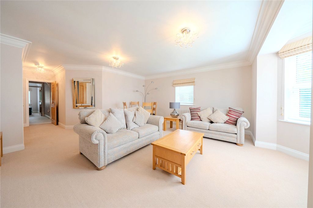 Property photo 3 of 16 Picture No. 08