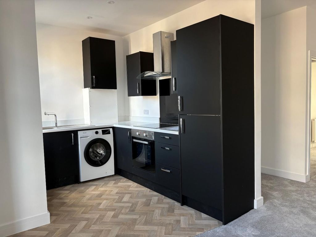 Property photo 3 of 9 1.Jpg