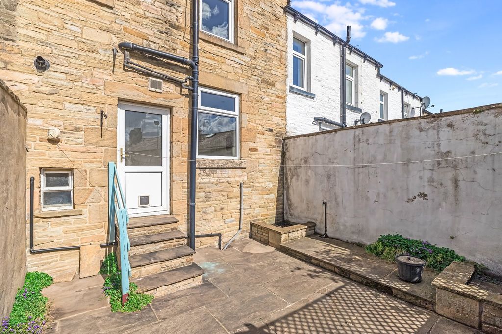 Property photo 3 of 18 Picture 3