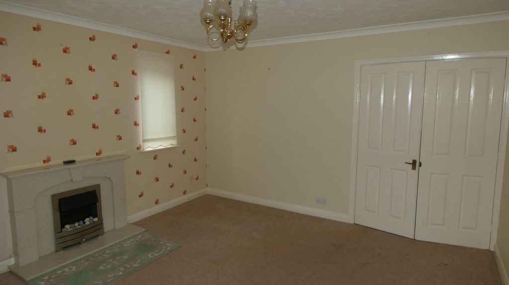 Property photo 3 of 18 Image 2