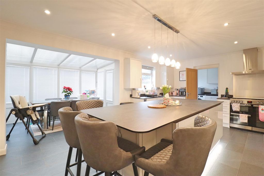 Property photo 3 of 16 Img_2822.Jpg