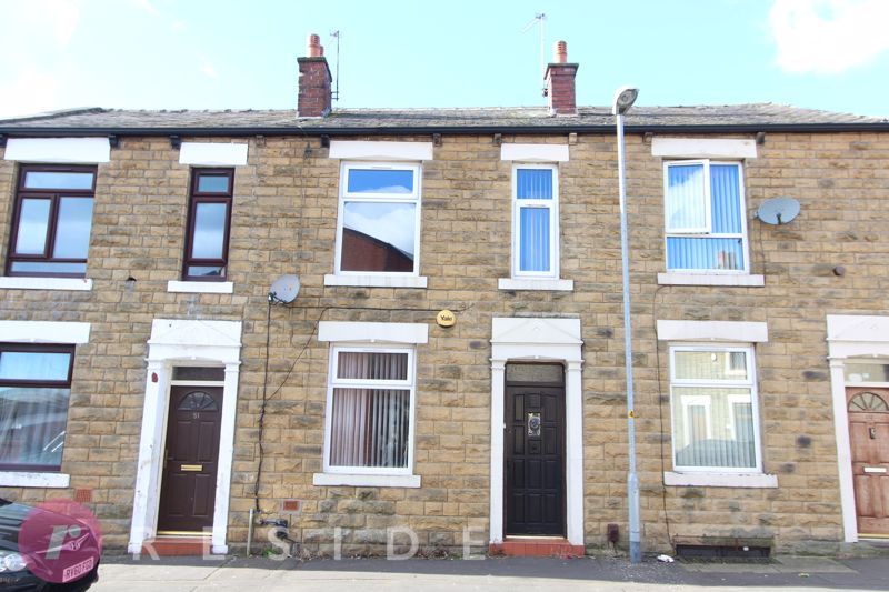 Property photo 1 of 11 House