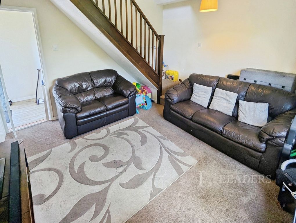 Property photo 2 of 10 Pbox-Img.Jpg