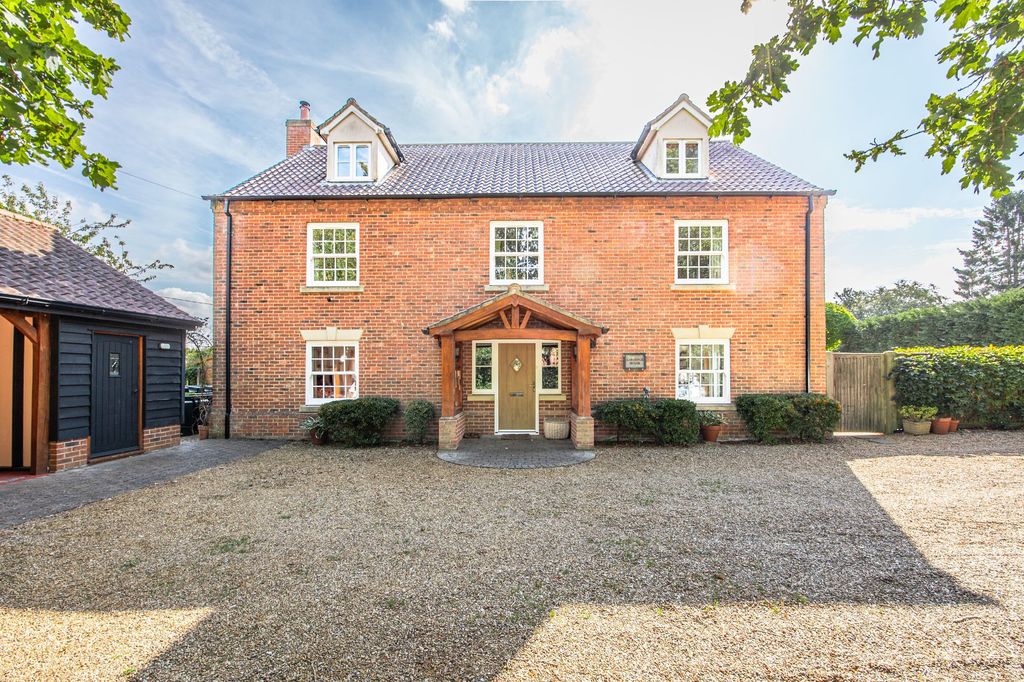 Property photo 1 of 19