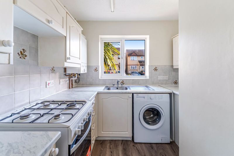 Property photo 3 of 11 Photo 4