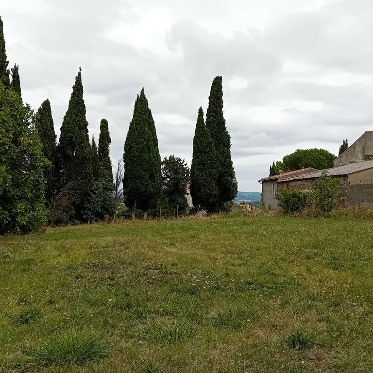 Property photo 3 of 6