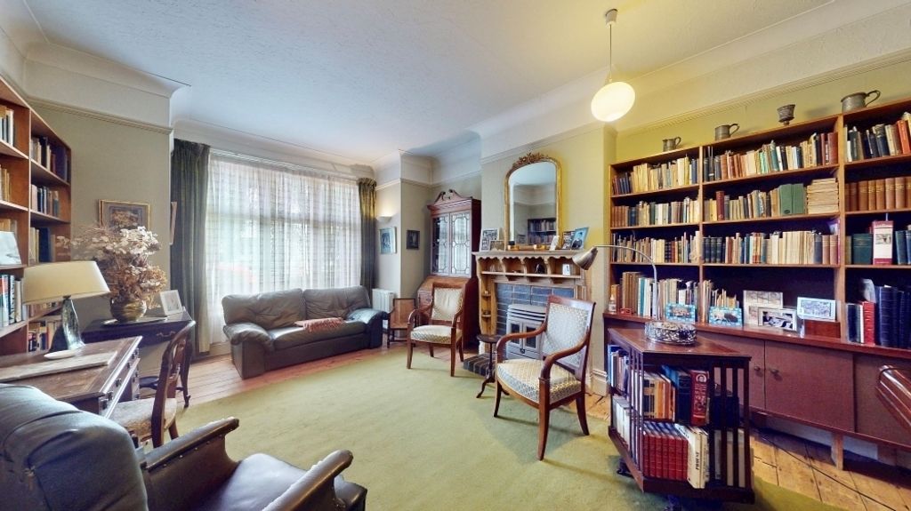 Property photo 2 of 19