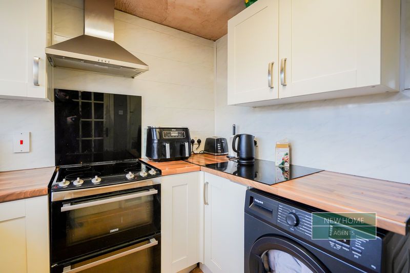 Property photo 3 of 22 Photo 11