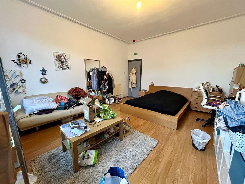 Property photo 3 of 8 Photo-2026-02-18-13-09-37 3.Jpg