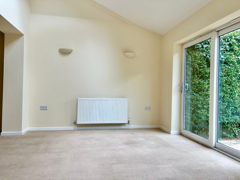 Property photo 3 of 15 Dining Room