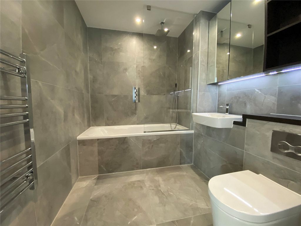 Property photo 3 of 8 Picture No. 09
