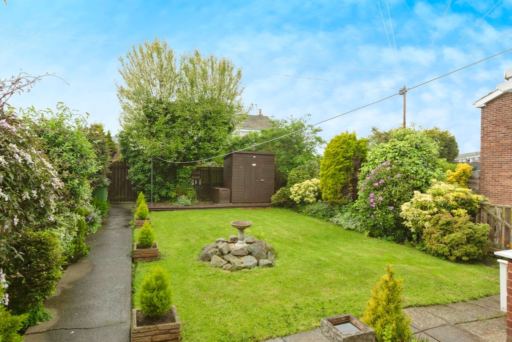 Property photo 2 of 15