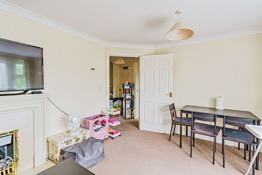 Property photo 2 of 13 Photo