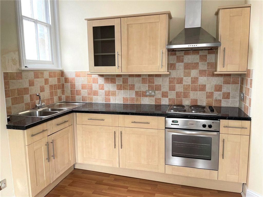 Property photo 2 of 7 Picture No. 03