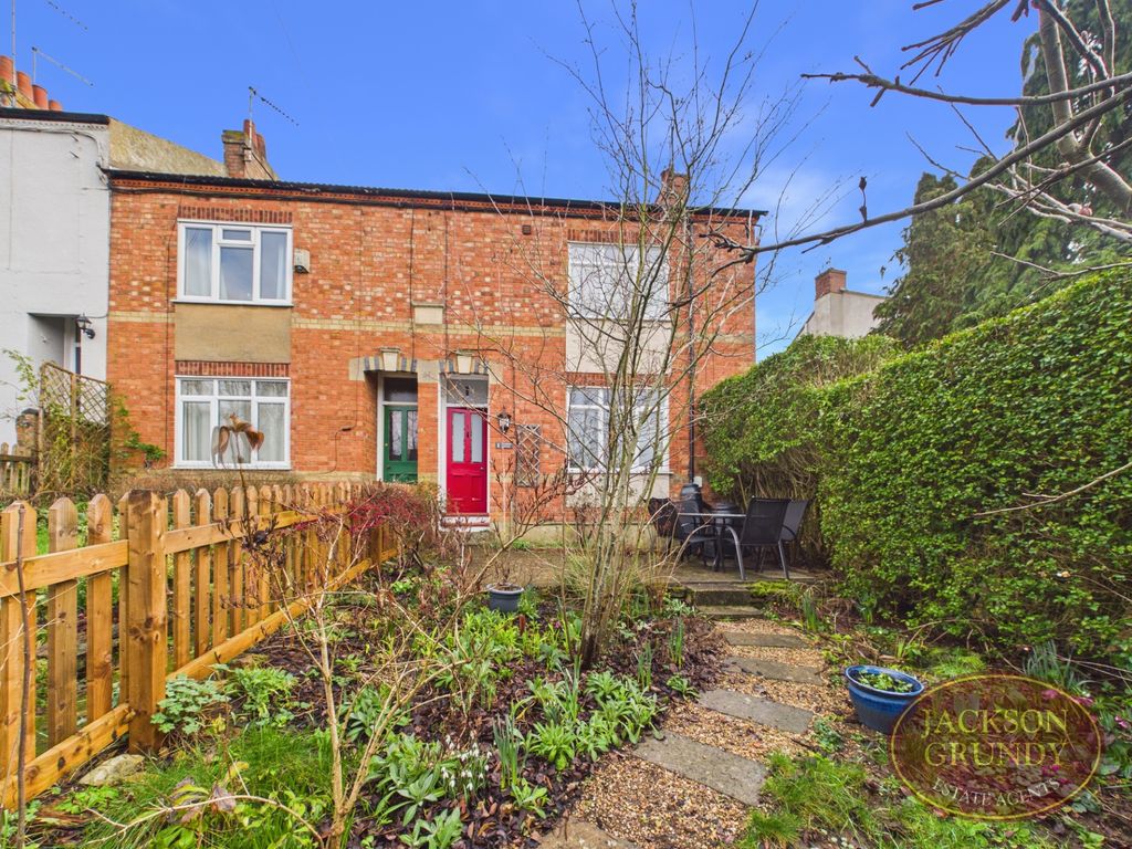 Property photo 1 of 21 Northall