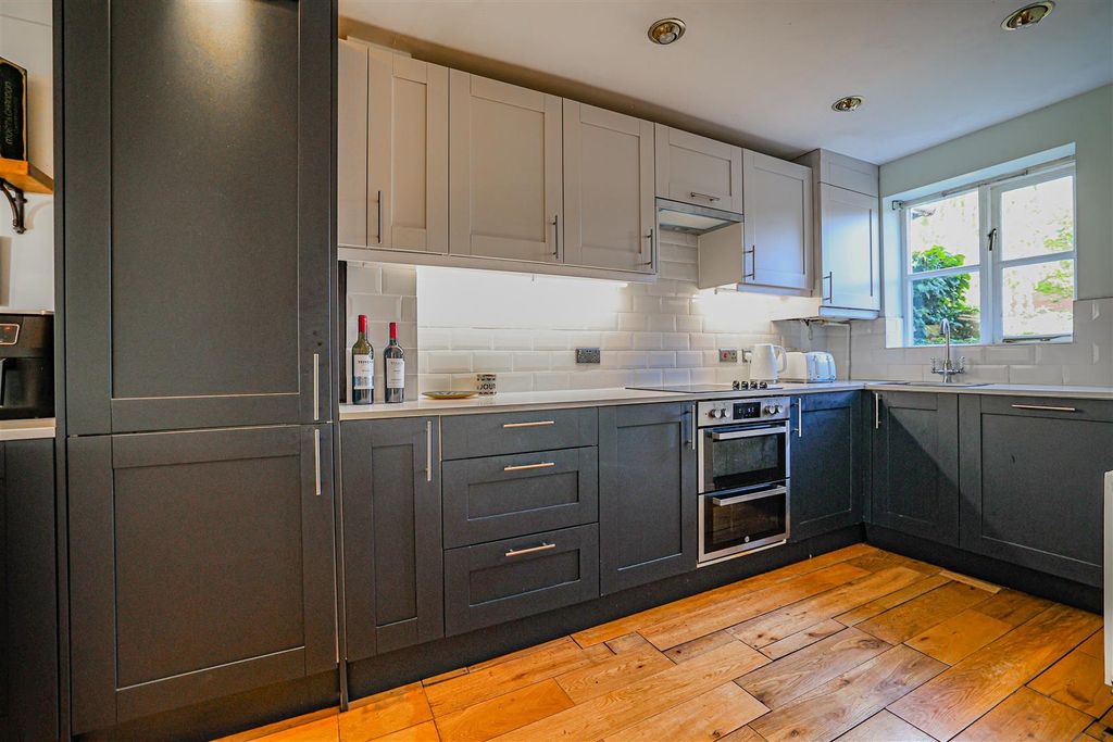 Property photo 3 of 37 980A3036.Jpg