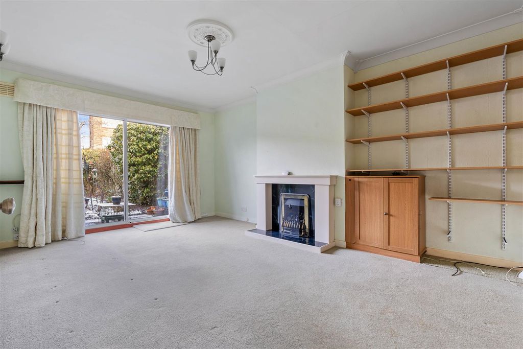 Property photo 2 of 15 Lounge 1.Jpg