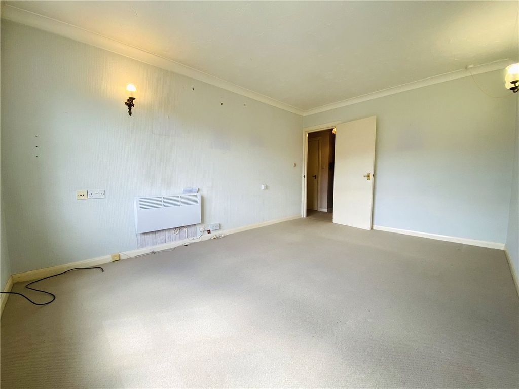 Property photo 3 of 23 Picture No. 28