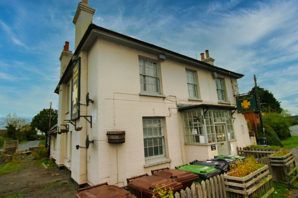 Property photo 1 of 7
